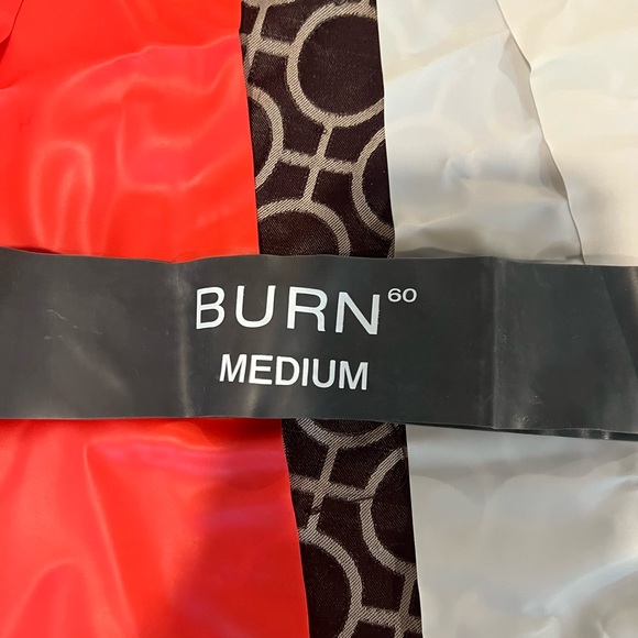 BURN 60 resistance bands - Picture 3 of 6